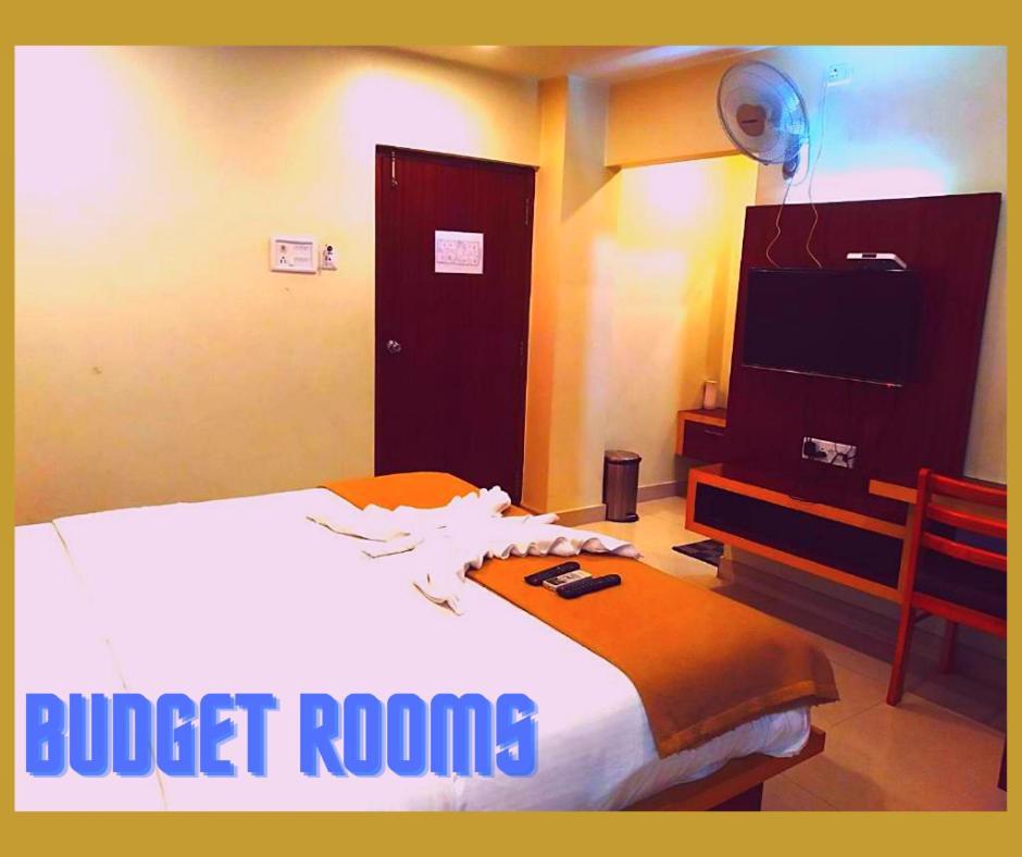 Hotel Milan Manor Port Blair Buitenkant foto